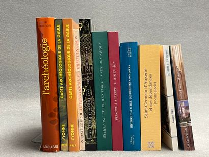 HISTOIRE d'AUXERRE: 
11 volumes modernes