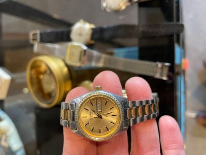 Lot de sept montres : Seiko, Lip et dive...