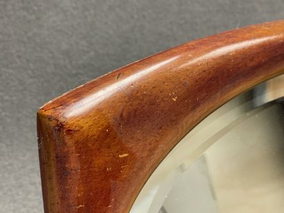 Trois miroirs cadres en bois. 
33 x 44 cm,...