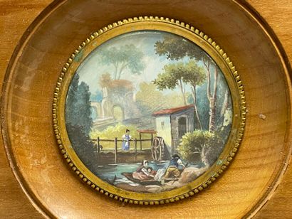 Miniature à décor de moulin. 
D. :7 cm. 
14...