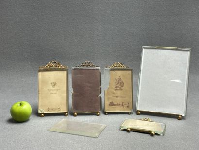 Lot de cinq cadres photo ancien en verre...
