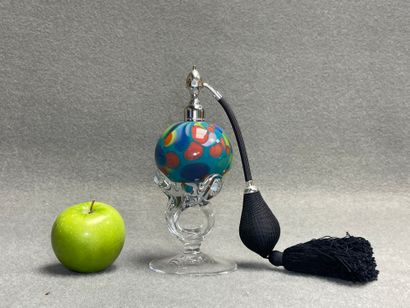Pulvérisateur en verre. 
H. :21 cm.