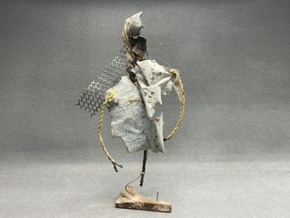 Sculpture moderne
H. :69 cm.