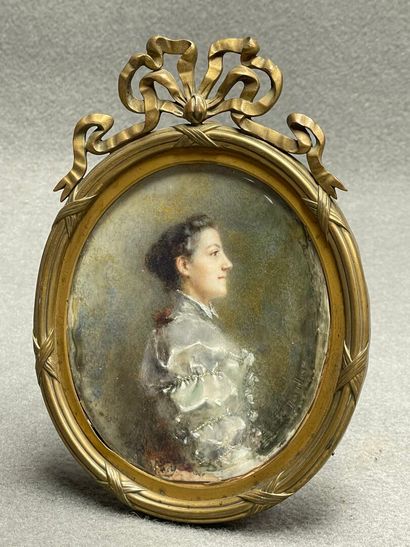 Juliette REVEILLON ( vers 1900)
Portrait...