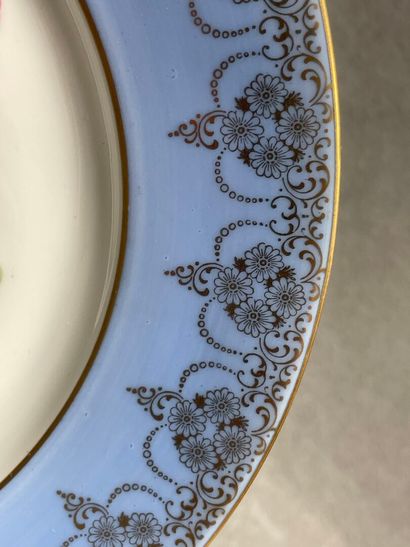Assiette en porcelaine de Limoges à décor...