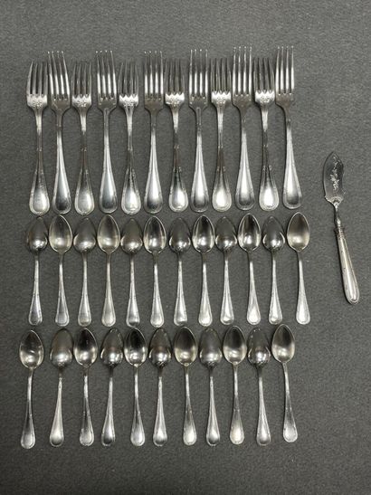 Partie de ménagère en métal argenté: modèle...