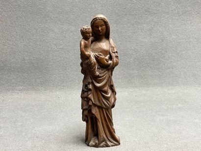 Vierge à l'enfant. 
sculpture en bois. 
H....