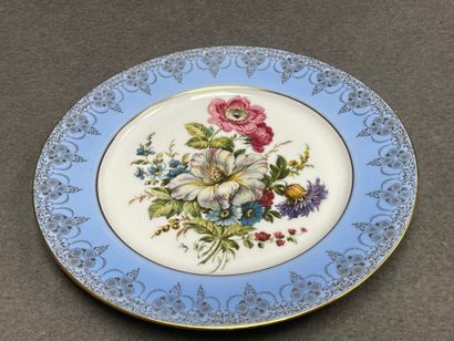 Assiette en porcelaine de Limoges à décor...
