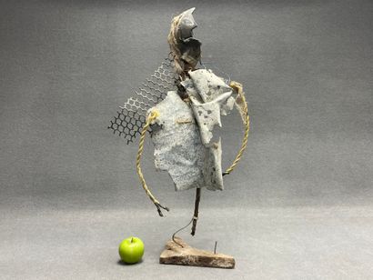 Sculpture moderne
H. :69 cm.