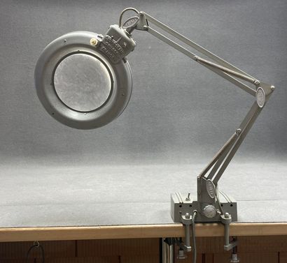 GRUBER France, Lampe loupe d'atelier:
H:...