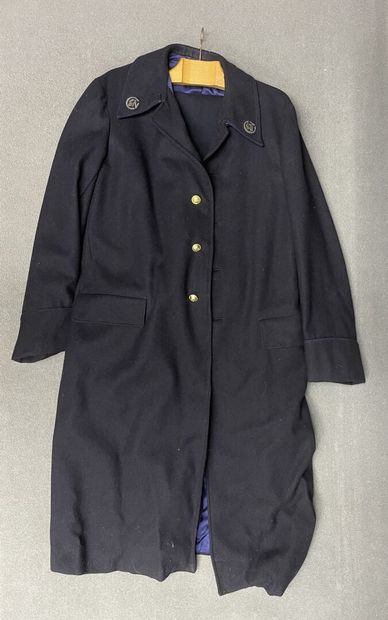 Costume d'agent SNCF des années 40. 
Pantalon...