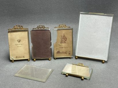 Lot de cinq cadres photo ancien en verre...