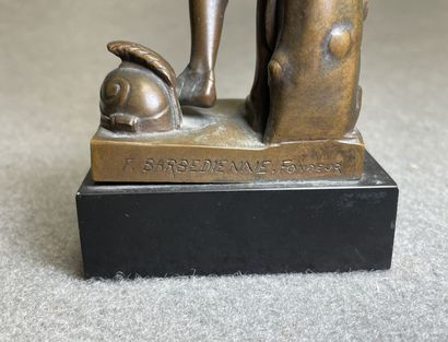 Amazone blessée.
Epreuve en bronze à patine...
