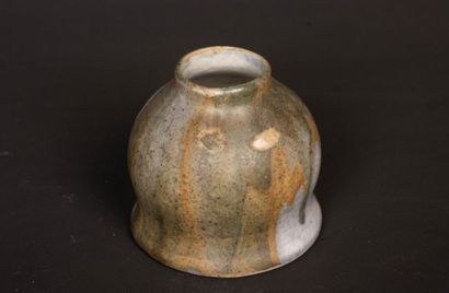 Jean POINTU (1843-1925).
Deux vases en grès...