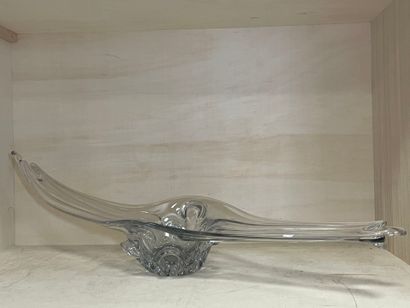 Grande coupe à fruit en cristal. 
27 x 83...