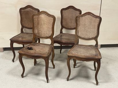 Ensemble de quatre chaises 
Style Régence...