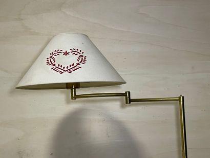Lampadaire liseuse en métal.
H. :140 cm.