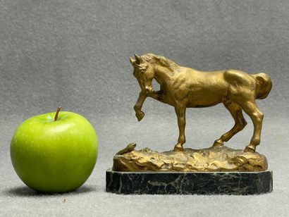 M. PAIGNANT ( fin XIX°-XX°)
Cheval au serpent
Bronze...
