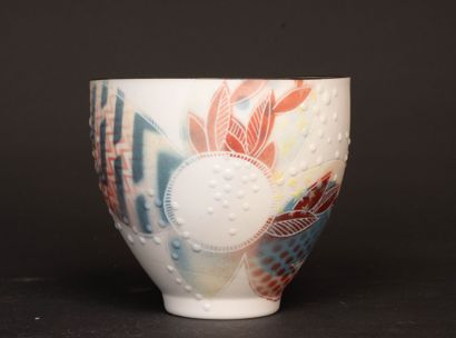 Bonbonnière en porcelaine, , petit pot couvert...