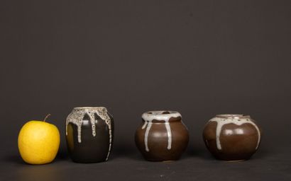 Jean POINTU (1843-1925).
Trois vases en grès...