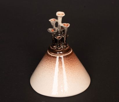 Bonbonnière en porcelaine, , petit pot couvert...