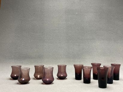 BIOT verre bullé mauve : 
Six verres hauts...