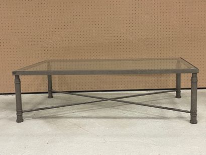 Table basse en métal , plateau verre
39 x...