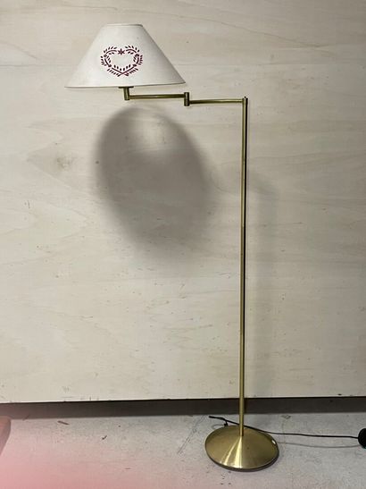 Lampadaire liseuse en métal.
H. :140 cm.