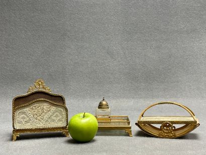 Garniture de bureau avec dentelle sous verre,...