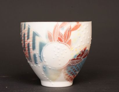 Bonbonnière en porcelaine, , petit pot couvert...