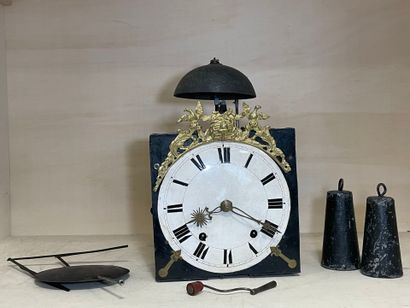 Mouvement de comtoise. 
H. :37 cm.