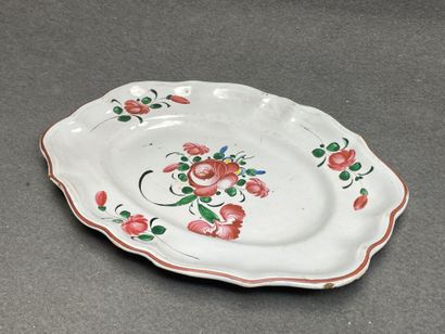 Jardinière en faience de Strasbourg et plat...
