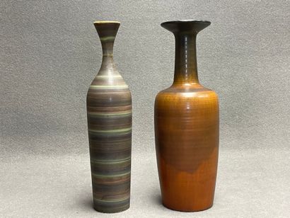 Jean ROUX (actif années 1960/1970)
Deux bouteilles.
1964,...