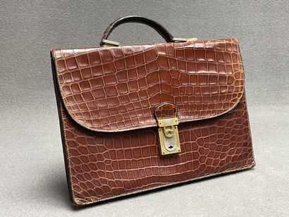 CELINE.
Malette porte-documents en cuir....