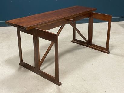 Large console extensible formant en table....