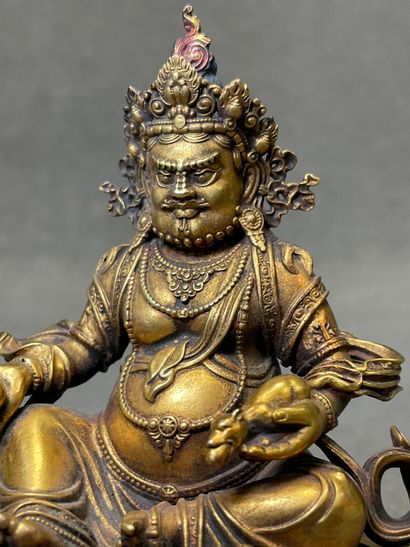 Bouddha en bronze patiné et doré.
XX°
H:...