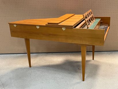 Sperrhake Passau. 
Clavecin. 
83 x 145 x...