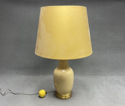 Grande lampe de salon en céramique émail...