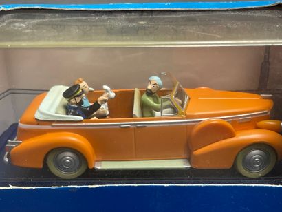 HERGE Moulinsart, en voiture TINTIN 
5 véhicules...