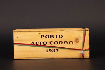 PORTO Alto Corgo 1937 
1 bouteille, caisse...