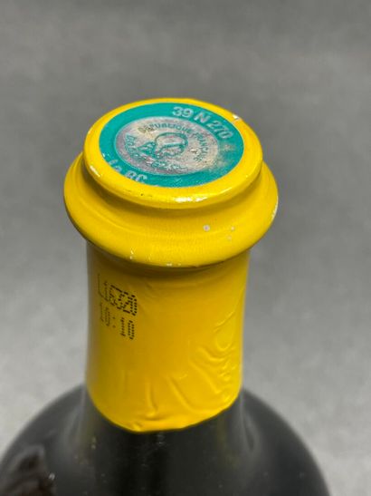 VIN JAUNE. Côtes du Jura. Domaine Léon Palais....