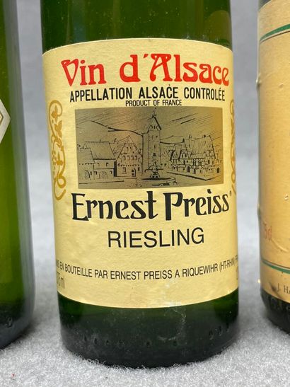 10 bouteilles : 
-Muscat, Vin d'Alsace, 1998....