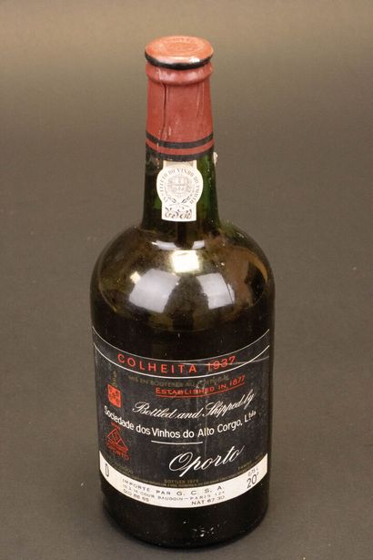 PORTO Alto Corgo 1937 
1 bouteille, caisse...