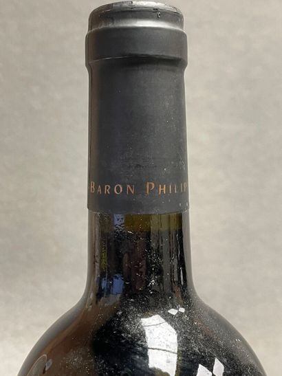 RESERVE MOUTON CADET 2013. 5 bouteilles.
