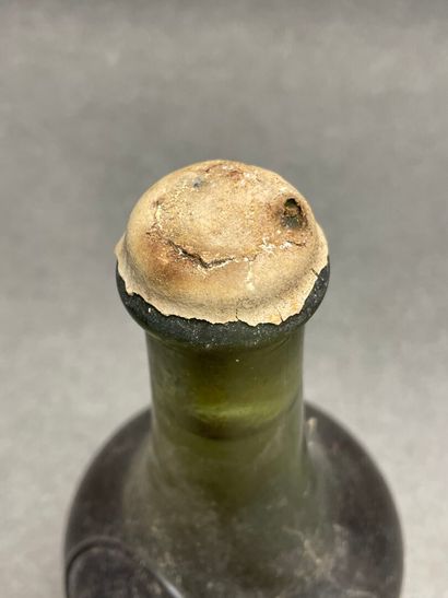 CHATEAU CHALON. Vin jaune de garde. Domaine...
