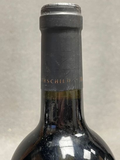 RESERVE MOUTON CADET 2013. 5 bouteilles.