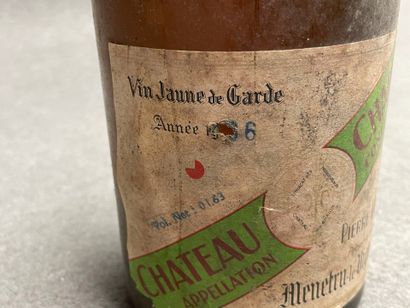 CHATEAU CHALON. Vin jaune de garde. Domaine...