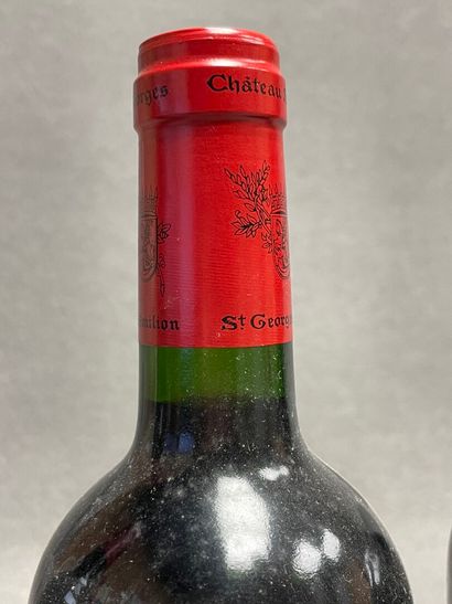 CHATEAU SAINT GEORGES 8 bouteilles
- 1977...