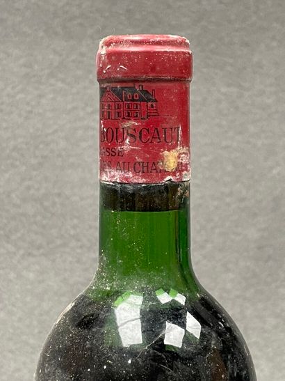 CHATEAU BOUSCAUT, Cru Classé, 1974, 2 bouteilles...