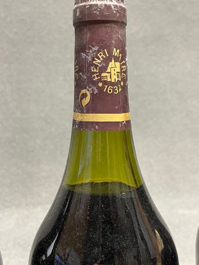 4 bouteilles:
-Arbois, Cuvée de la libération,...